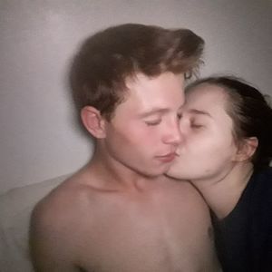 Meet your Posher, Devin